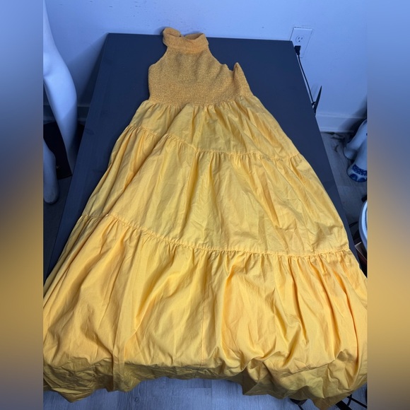 S/W/F Shirred Halterneck Maxi Dress in Yellow - Picture 4 of 9